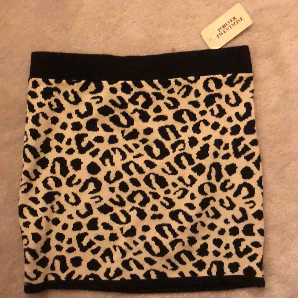 Forever 21 mini bodycon cheetah skirt